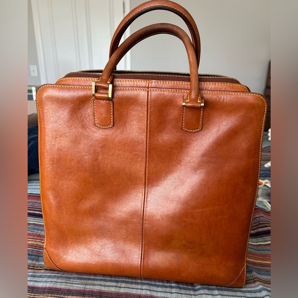 Authentic Louis Vuitton Negev GM Business Hand Bag; Nomade leather in caramel.